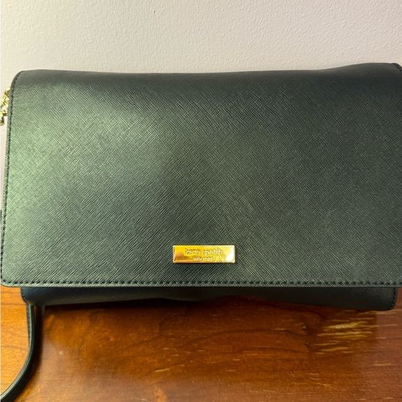 Kate Spade Black Saffiano Leather Bag — LIKE NEW - Picture 4 of 7